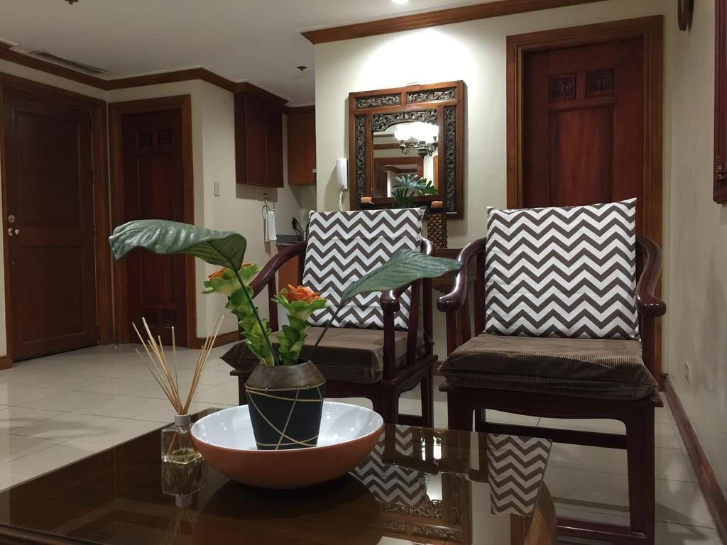 Mch Suites At Robinson'S Place Residences Manila Eksteriør bilde